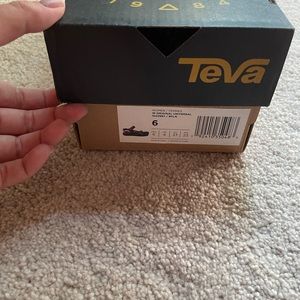 NWT Teva